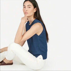 EVERLANE small cream ivory linen sleeveless top